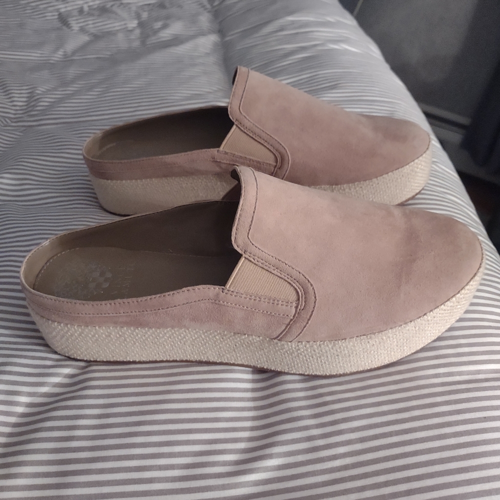 Vince Camuto Espadrilles